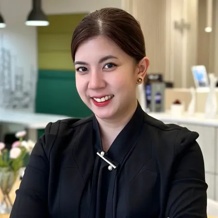 Headshot of Wijitapar Marome smiling at the camera